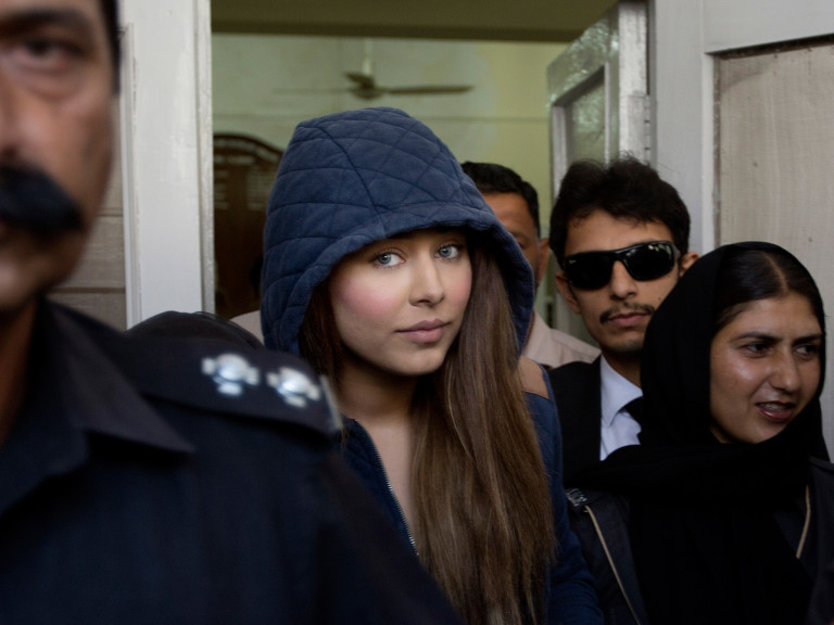 Tale of two Cases; Axact & Ayyan Ali : Moeed Pirzada